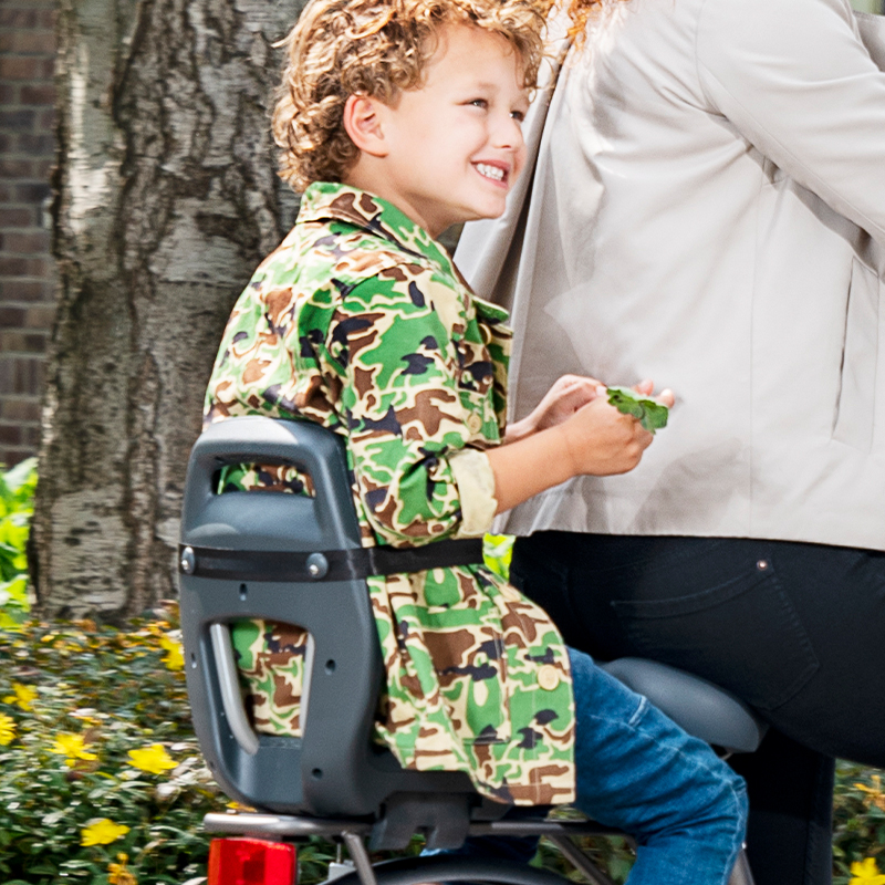 Qibbel Air Maxi child bike seat: travel with your kid comfortably